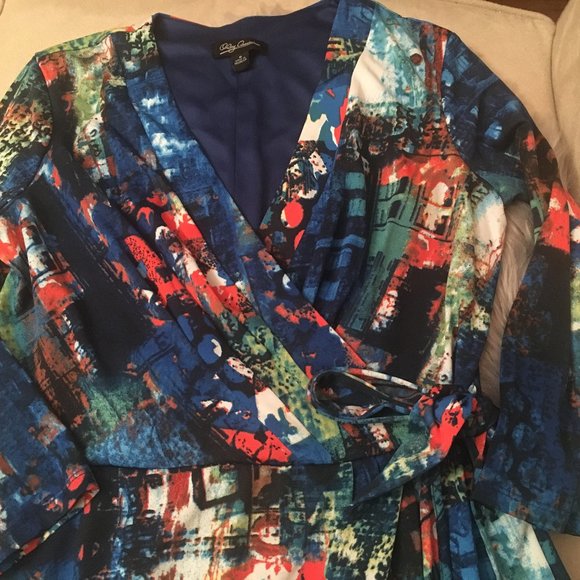 Water Colored Wrap Style Dress - Picture 4 of 7